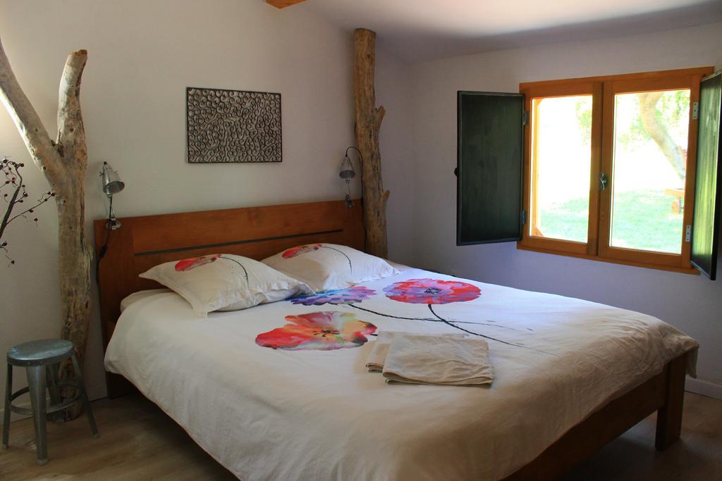 Caseddu Di Poggiale Figari  Ruang foto